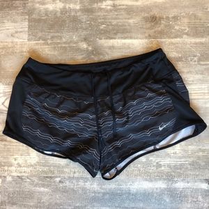 Nike Athletic Shorts Black (size M) Dry Fit